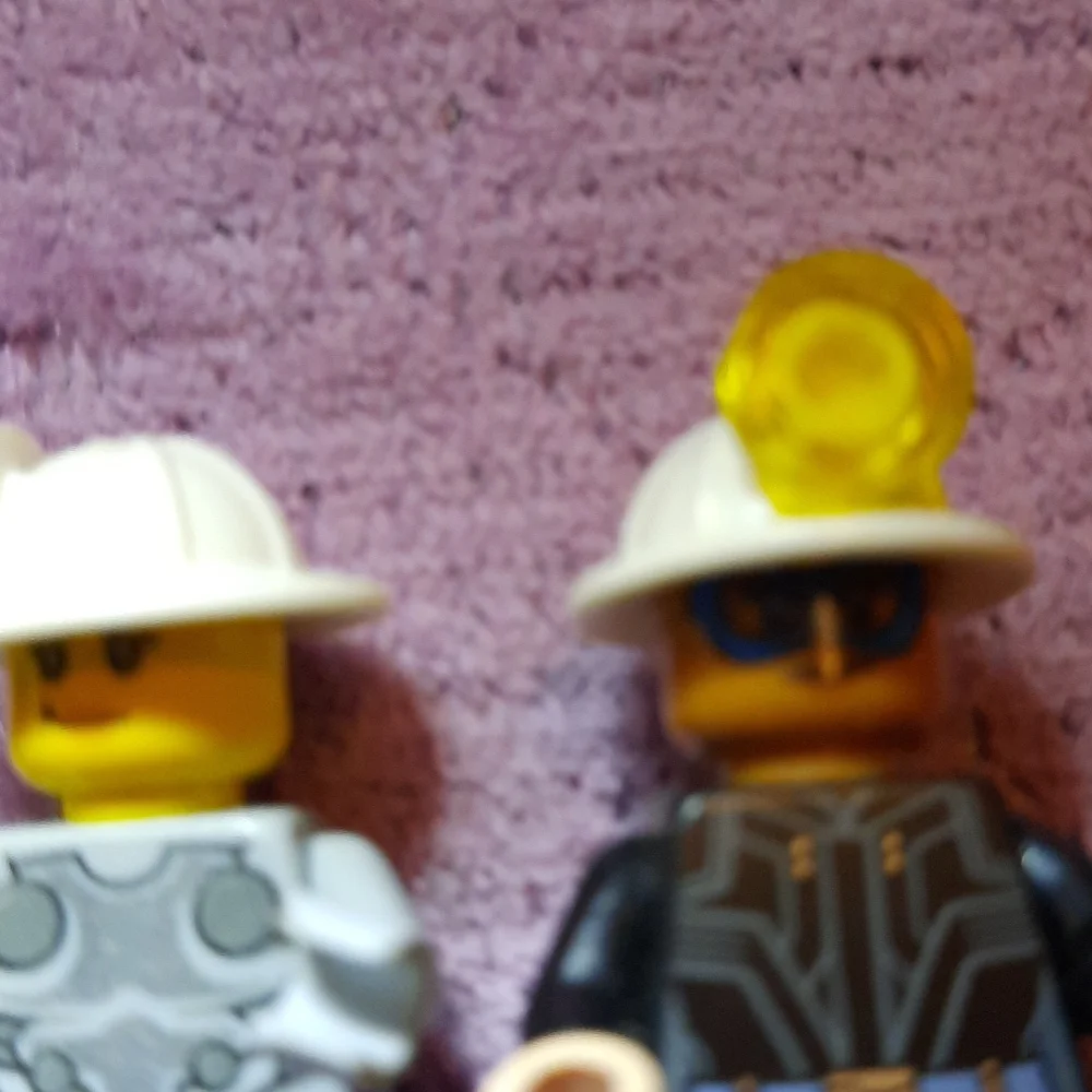 Lego Toys 3 and 1/2 men - Picture 3 of 8